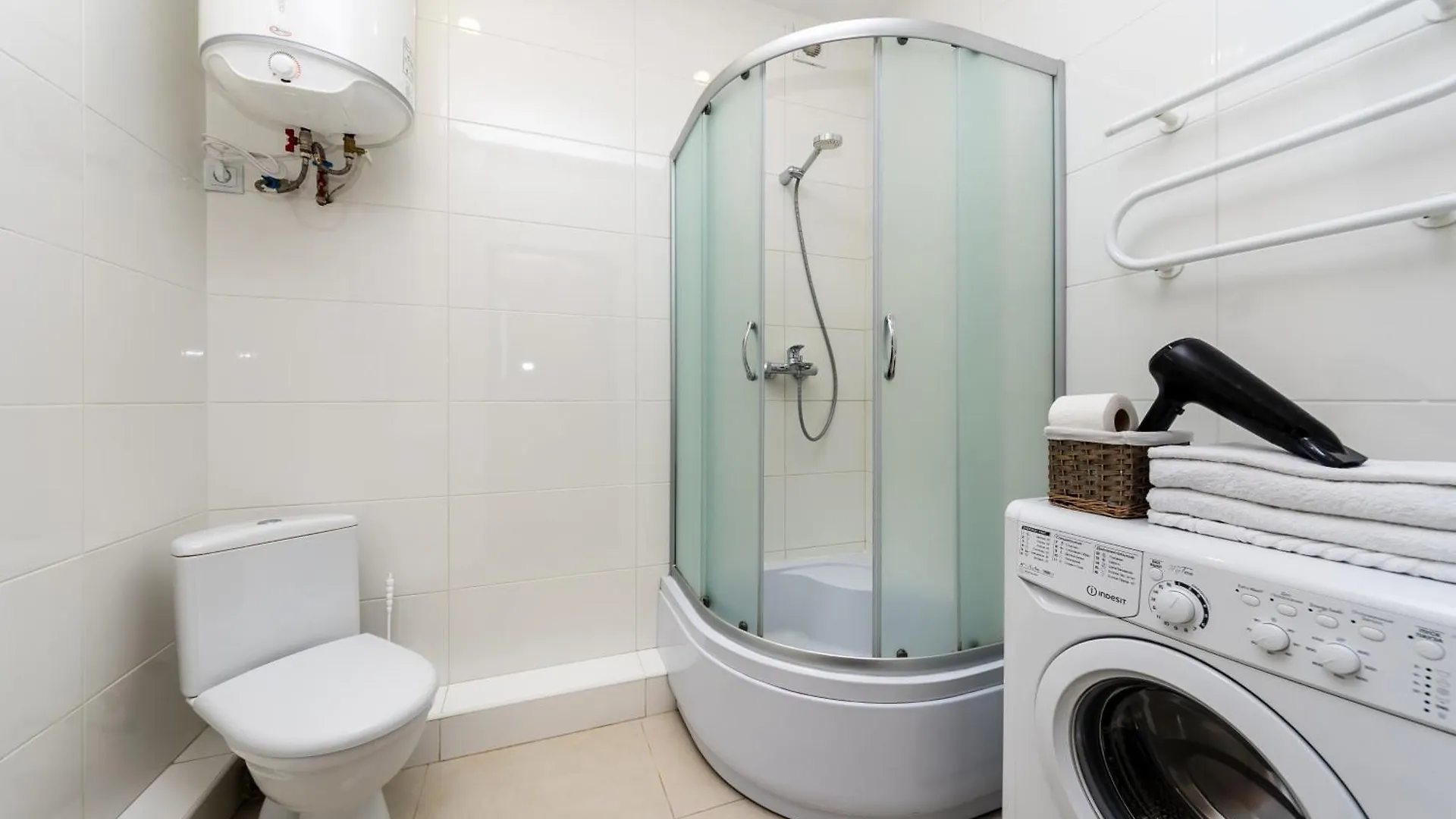 Lux Apartments, Kiev, Comfort Town דירה